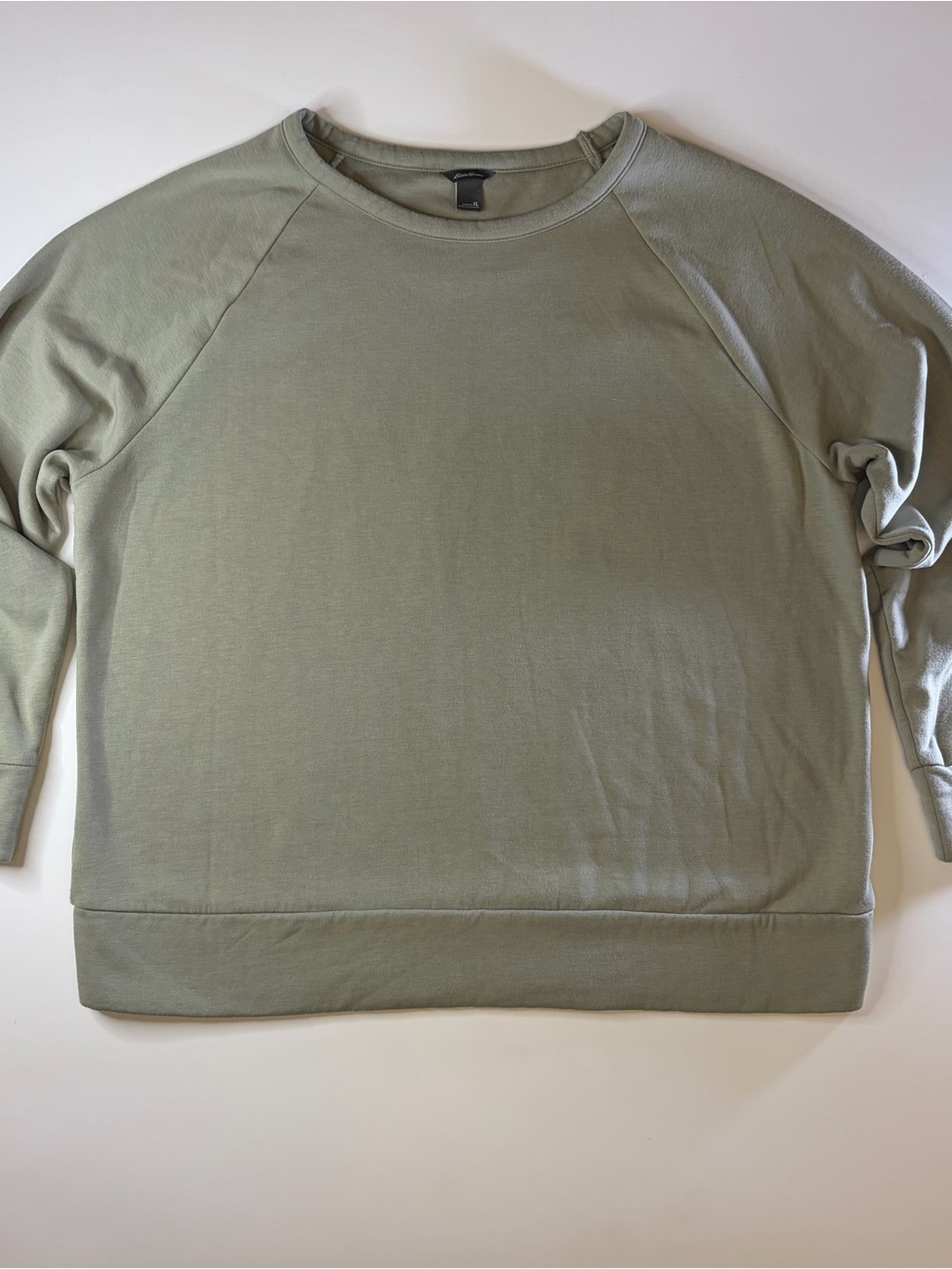 Eddie Bauer Women’s Raglan Crewneck Sweatshirt size XL in Sage Green